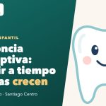 Mascota de diente sonriente junto al título del artículo sobre ortodoncia interceptiva en niños